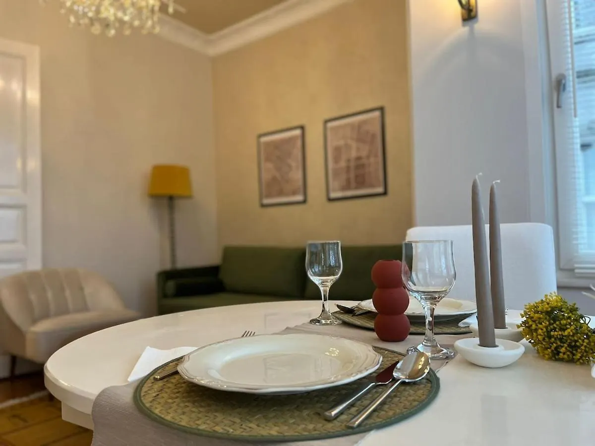 Beyoglu,Luxury,Historical,Newly Renovated,Istiklal Apartment Istanbul 0*,